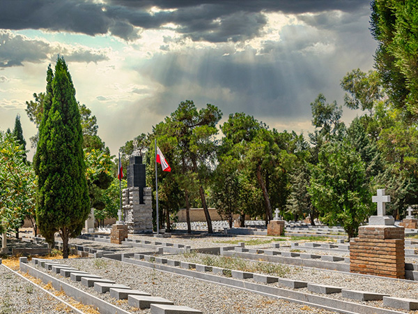 Doulab Catholic Cemetery, Tehran